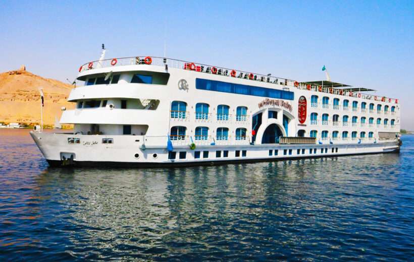 04 Days Aswan, Luxor, Abu Simble Deluxe Nile Cruise with Hot Air Balloon