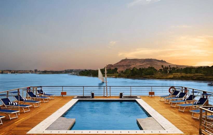 5 Days Deluxe Nile Cruise Trip from Luxor to Aswan