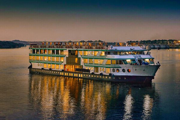 Acamar Nile cruise